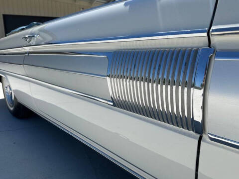 1962 Oldsmobile Starfire