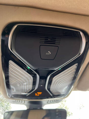 2022 BMW 7 Series 740i