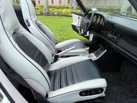 1992 Porsche 911 Carrera 2