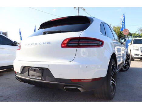 2017 Porsche Macan