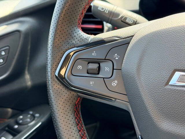 2025 Chevrolet Trax RS