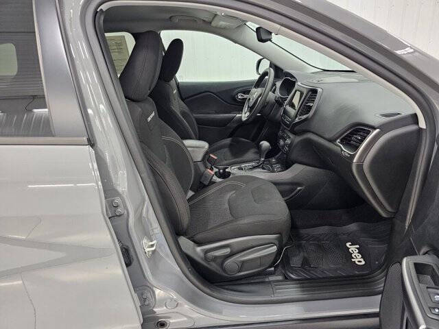 2021 Jeep Cherokee Freedom