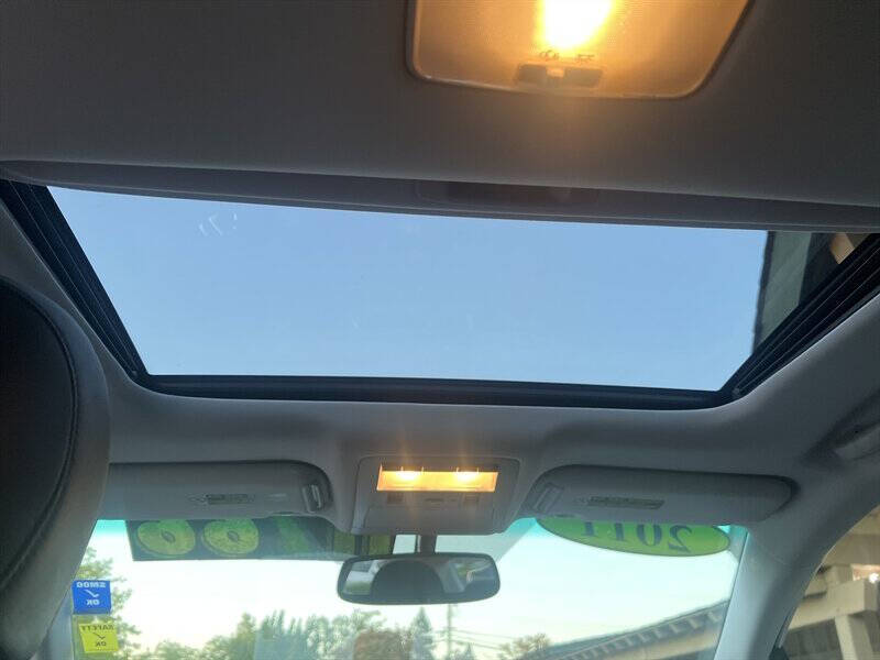 2011 Lexus HS 250h Premium