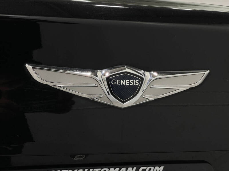 2017 Genesis G80