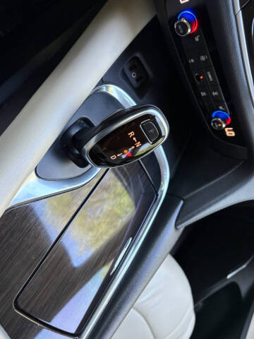 2018 Buick Enclave Essence