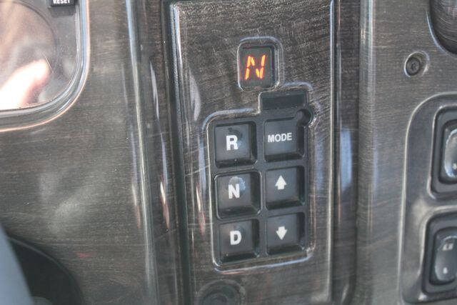 2006 Freightliner M2 106