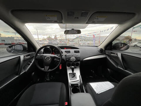 2010 Mazda MAZDA3 i Sport