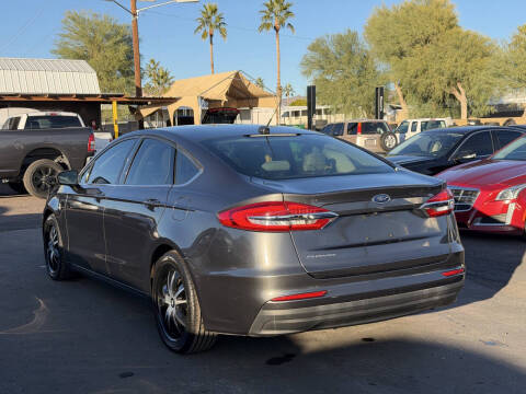 2019 Ford Fusion S