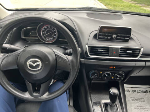 2015 Mazda MAZDA3 i SV
