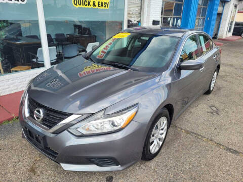 2016 Nissan Altima for sale at AutoMotion Sales in Franklin OH