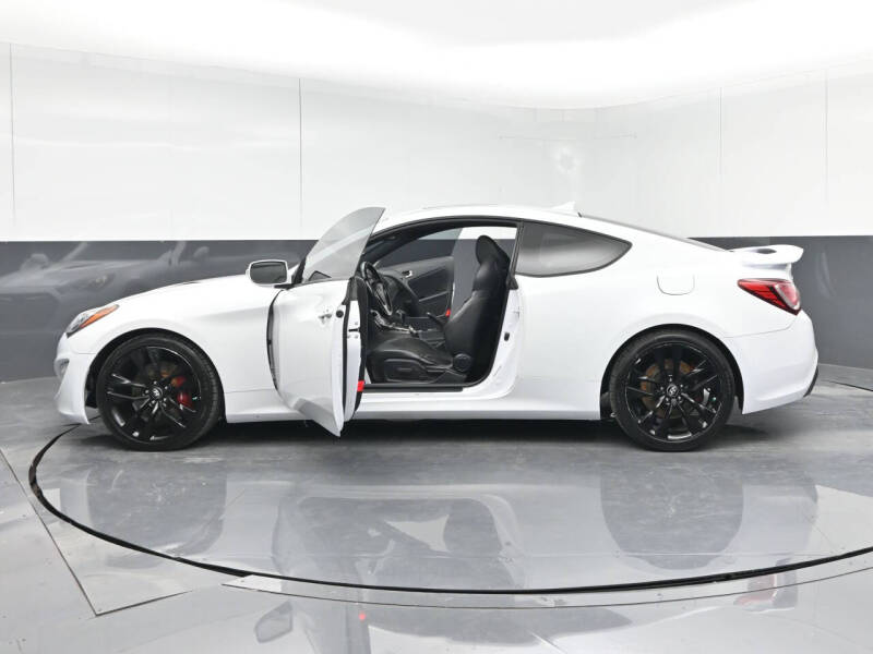 2015 Hyundai Genesis Coupe 3.8 Ultimate