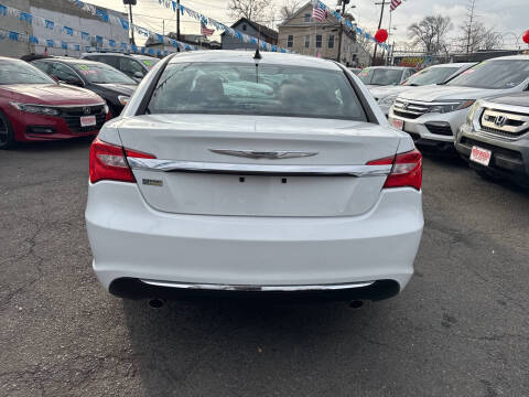 2014 Chrysler 200 Touring