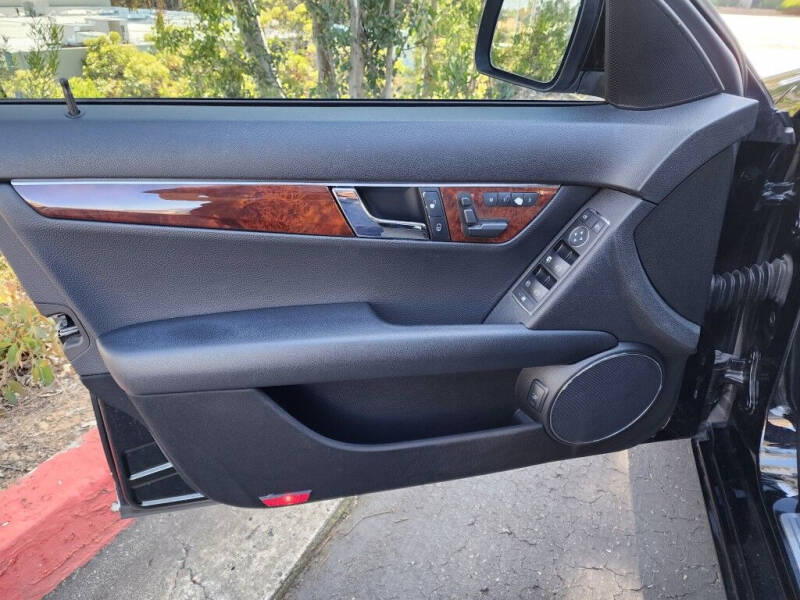 2009 Mercedes-Benz C-Class