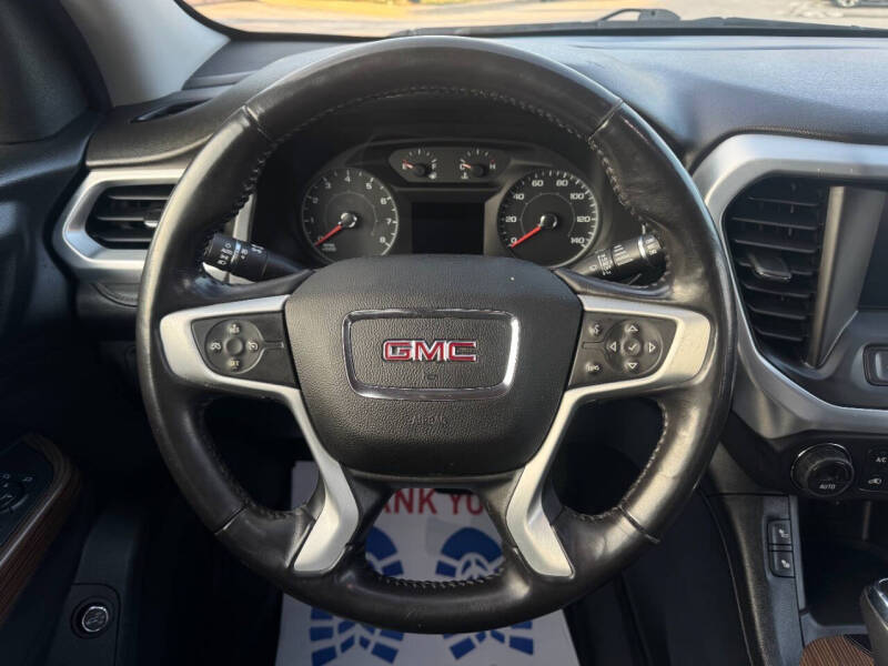 2018 GMC Acadia SLE-2