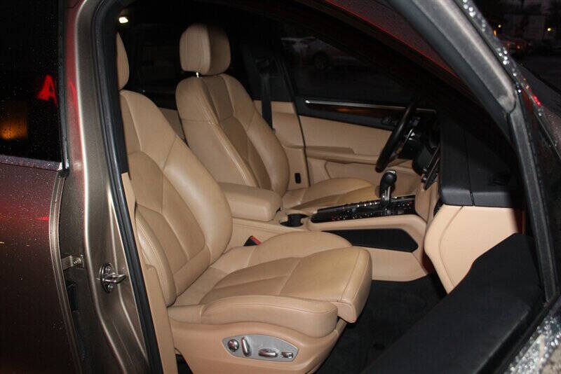 2017 Porsche Macan S