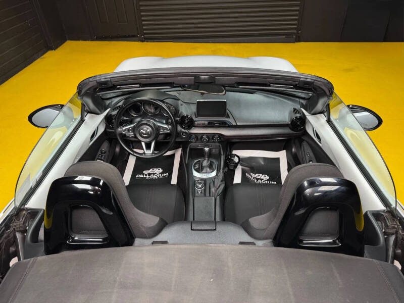 2016 Mazda MX-5 Miata Club