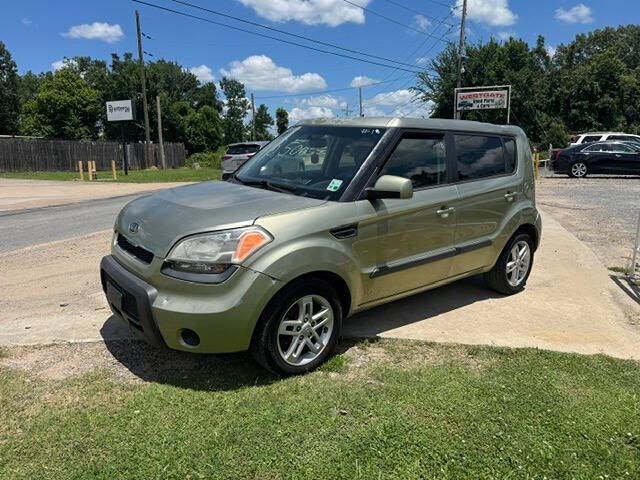 2011 Kia Soul +