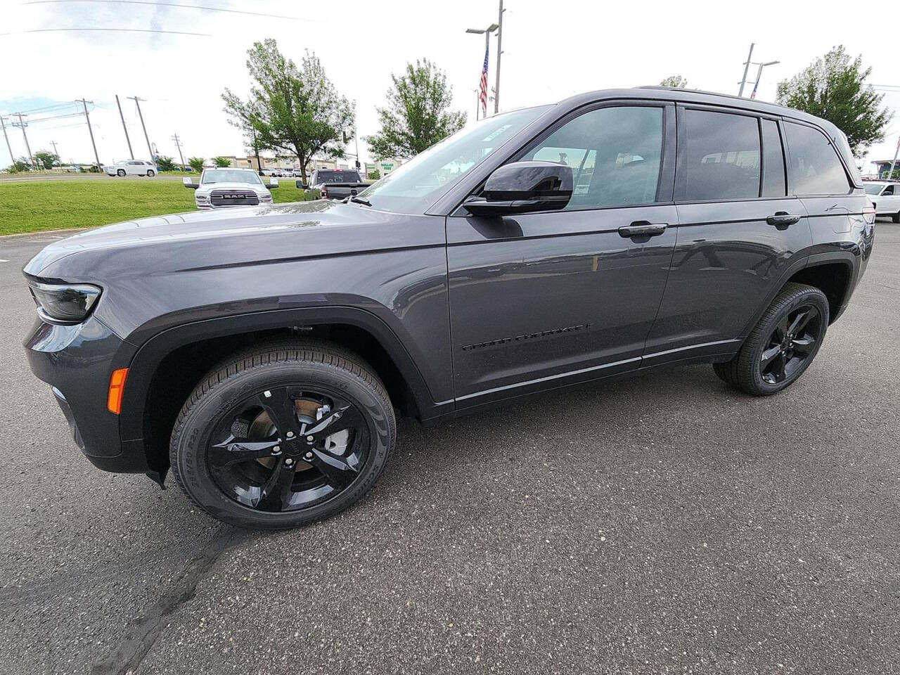 2024 Jeep Grand Cherokee for sale at Victoria Auto Sales in Victoria, MN