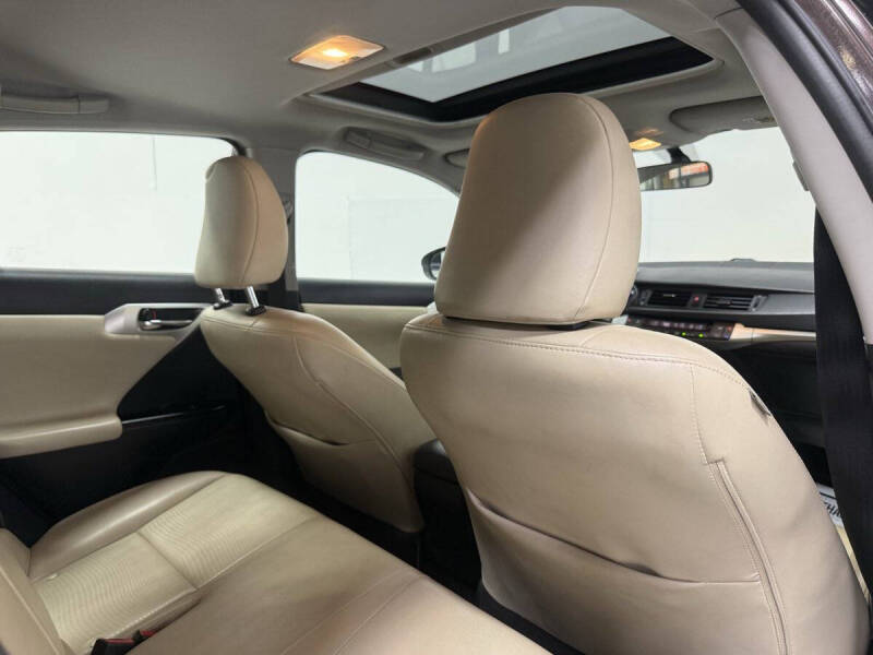 2013 Lexus CT 200h