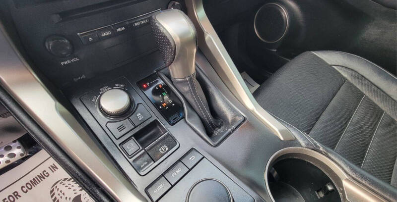 2017 Lexus NX 200t F SPORT