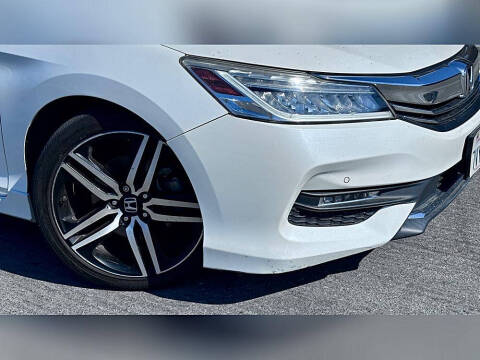 2017 Honda Accord Touring