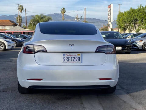 2020 Tesla Model 3 Standard Range