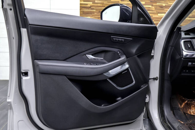 2020 Jaguar E-PACE P250