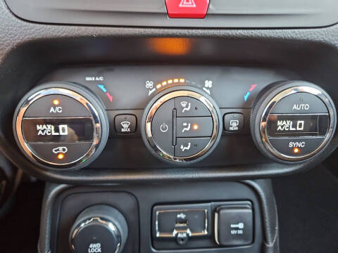 2017 Jeep Renegade Altitude