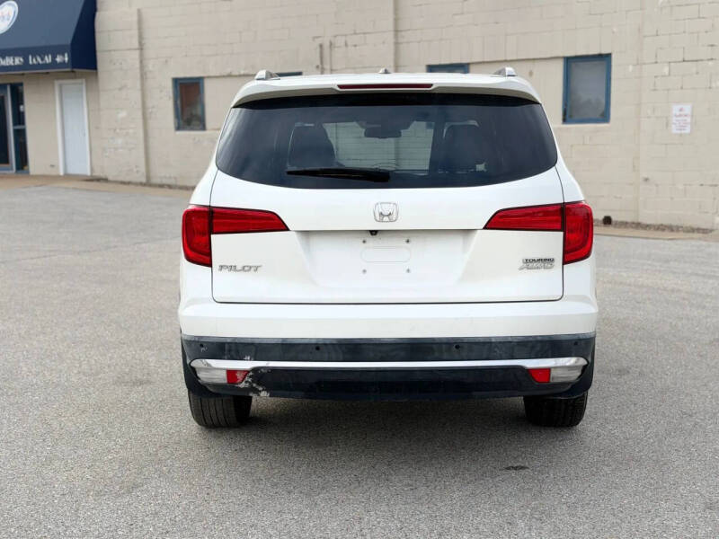 2017 Honda Pilot Touring