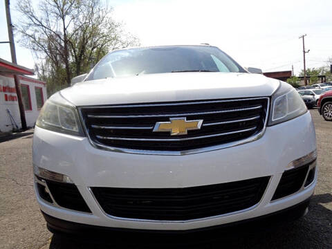 2017 Chevrolet Traverse LT