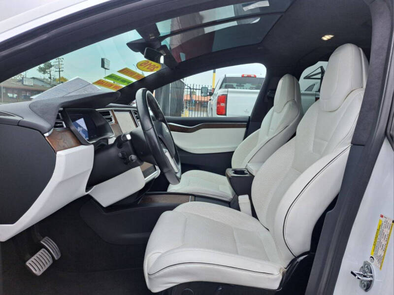 2016 Tesla Model X P90D