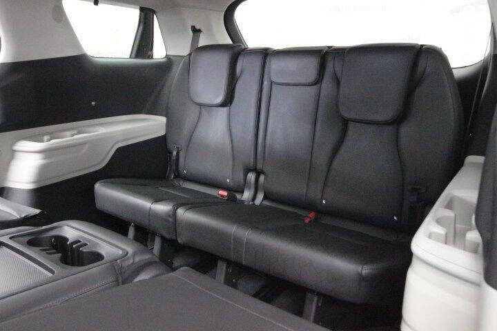 2022 Kia Carnival SX
