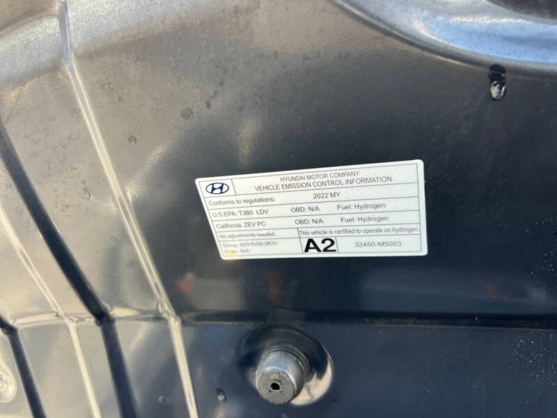 2022 Hyundai Nexo Blue