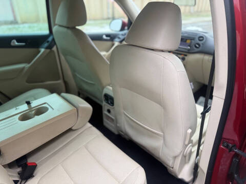 2015 Volkswagen Tiguan S