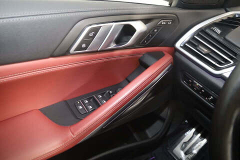 2022 BMW X6 xDrive40i