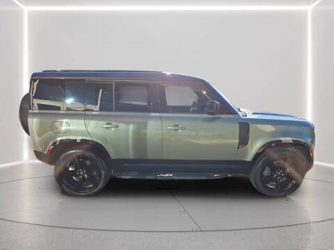 2023 Land Rover Defender 110 X-Dynamic SE