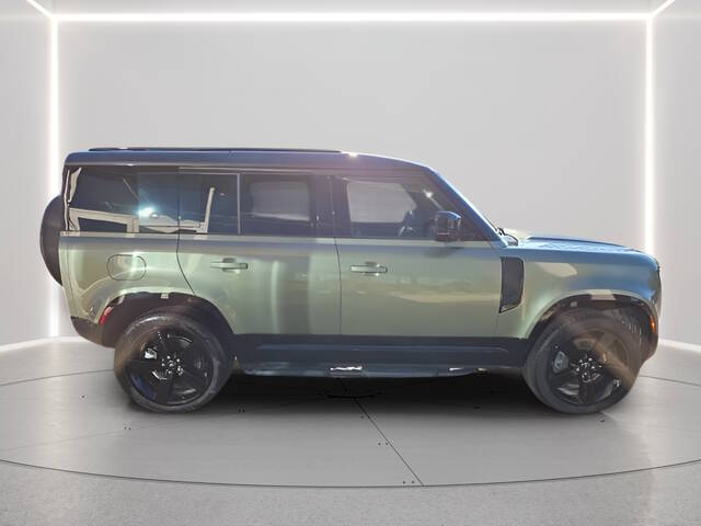 2023 Land Rover Defender 110 X-Dynamic SE