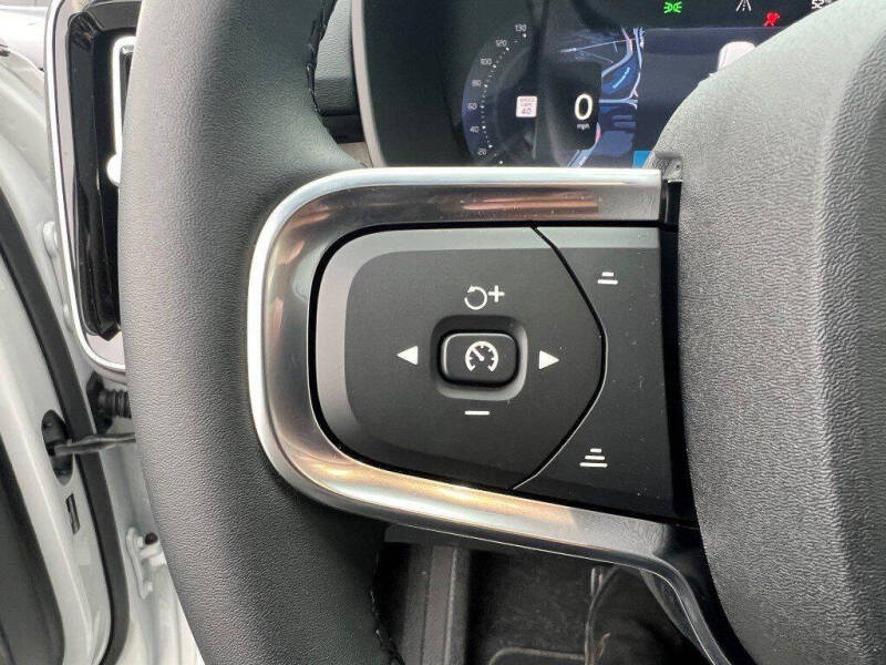 2026 Volvo EX40 Plus