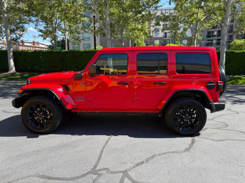 2025 Jeep Wrangler Sahara 4xe