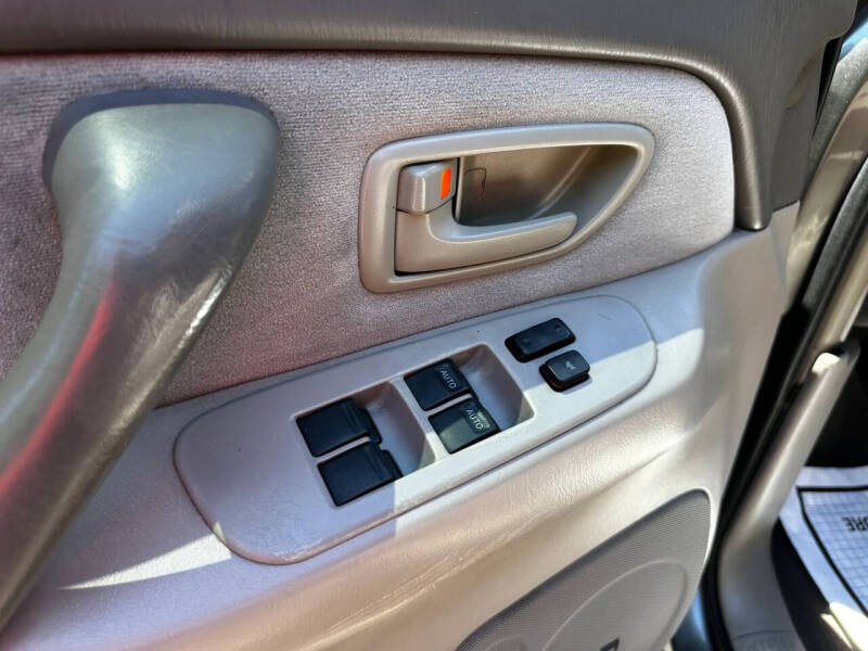 2007 Toyota Sequoia SR5