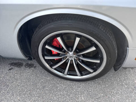 2009 Dodge Challenger SRT8