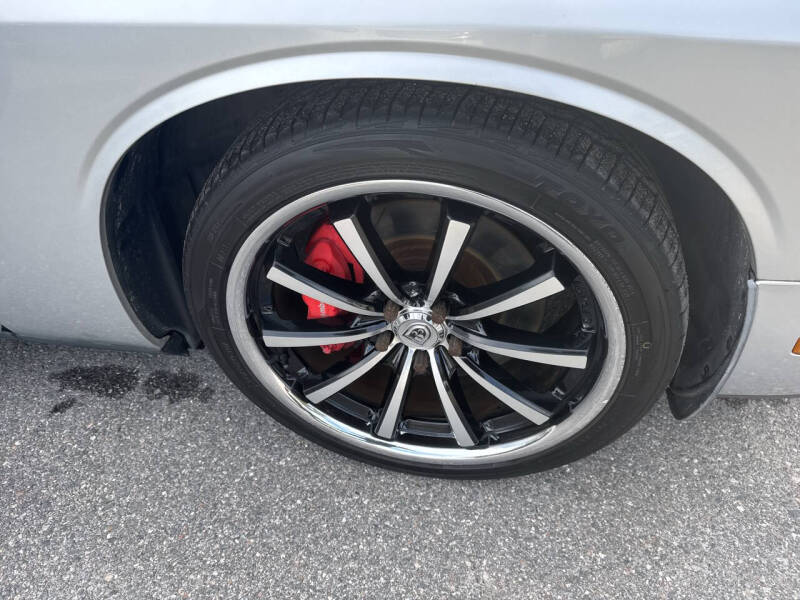 2009 Dodge Challenger SRT8