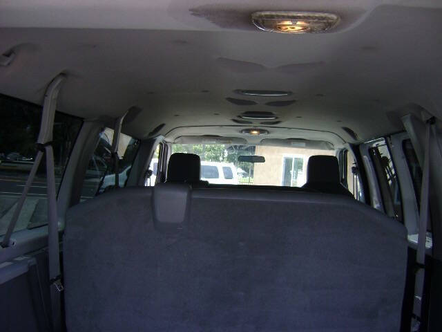 2009 Ford E-Series E-150 XL