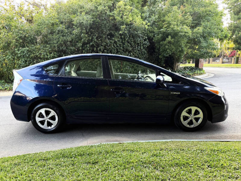 2012 Toyota Prius Two