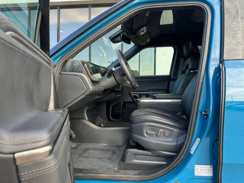 2022 Rivian R1T Adventure