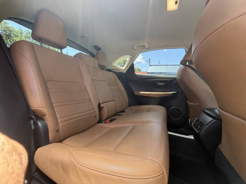 2017 Lexus NX 200t