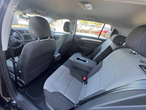 2016 Volkswagen e-Golf SE