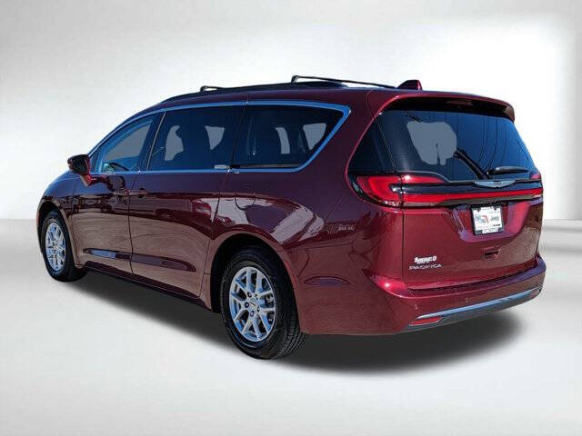 2022 Chrysler Pacifica Touring L