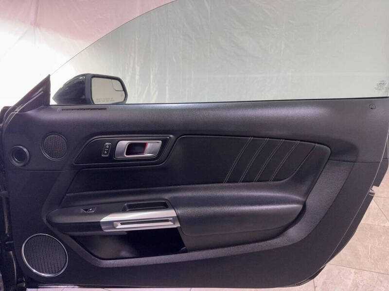 2020 Ford Mustang EcoBoost Premium