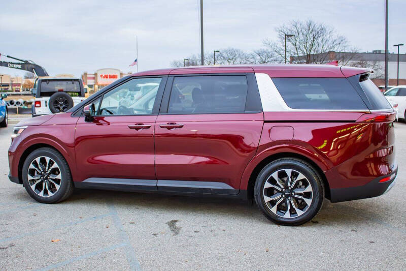 2023 Kia Carnival EX
